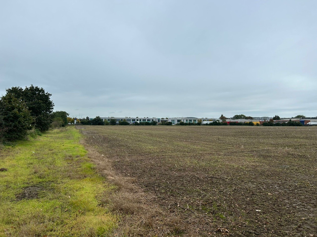 Land off Hatch Lane, Heathrow, UB7 0LJ